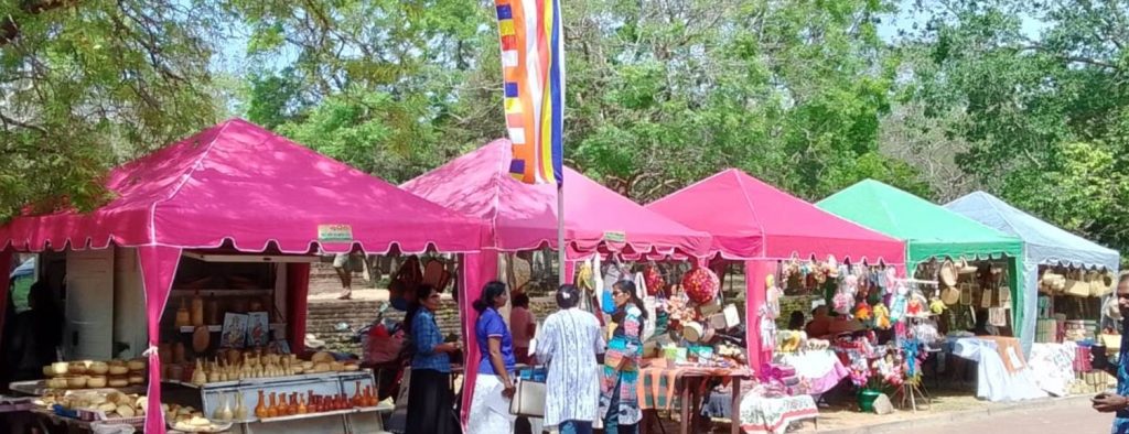 ශිල්පී අතමිට සරුකල පොළොන්නරු අලෙවිපොළ